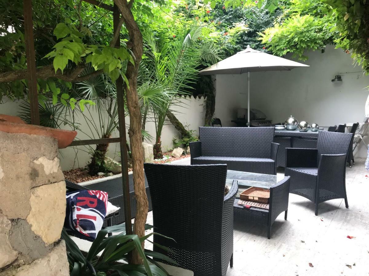 拉罗歇尔 Cloutiers26酒店 外观 照片